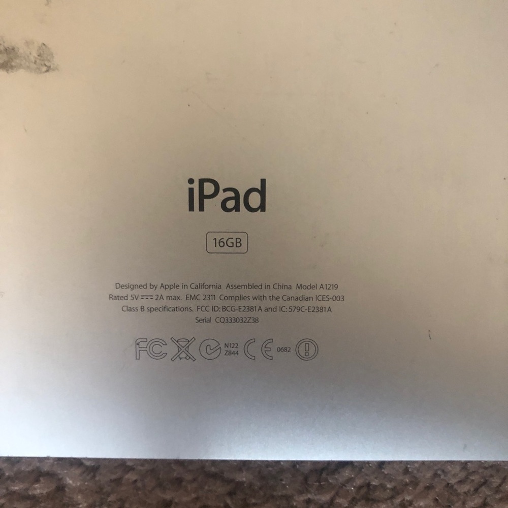 Ipad First Generation Tablet - image 5